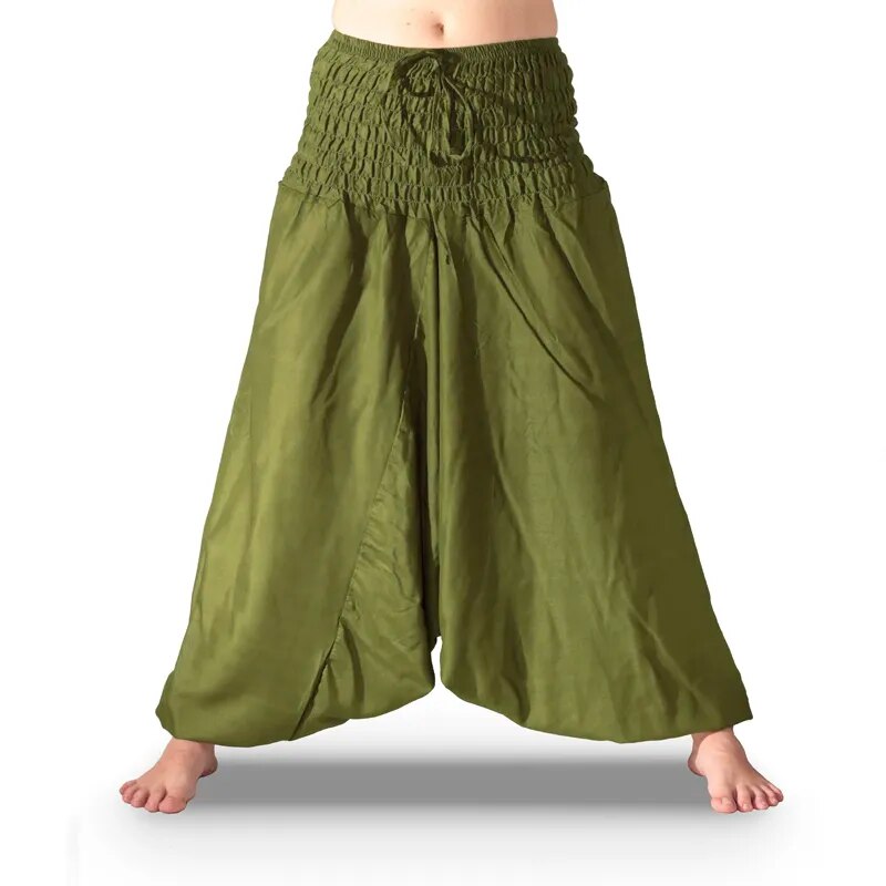 Side view of the loose men's harem pants