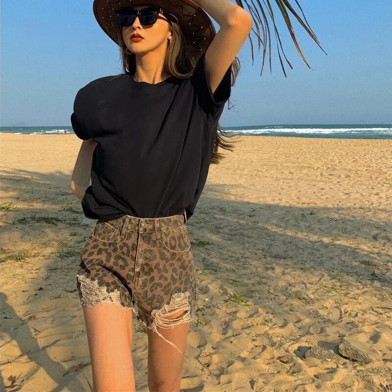 Boho Shorts mit Leopardenprint