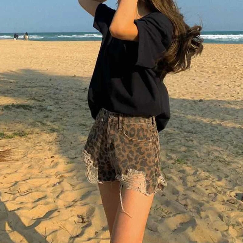 Boho Shorts mit Leopardenprint