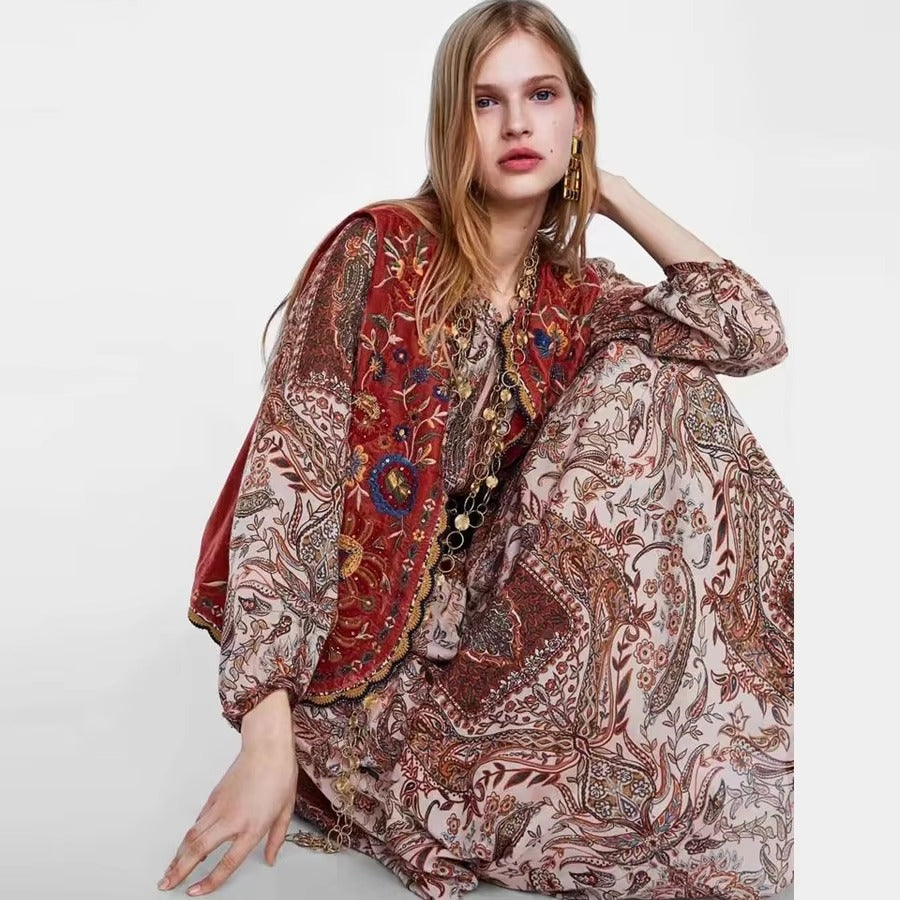Chaleco Boho de Terciopelo Bordado