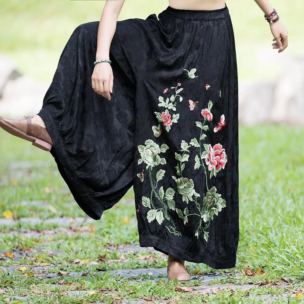Floral print harem pants for women in flowing fabric