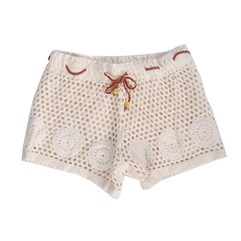 Boho Shorts aus Häkelspitze mit hoher Taille in leichtem Stoff