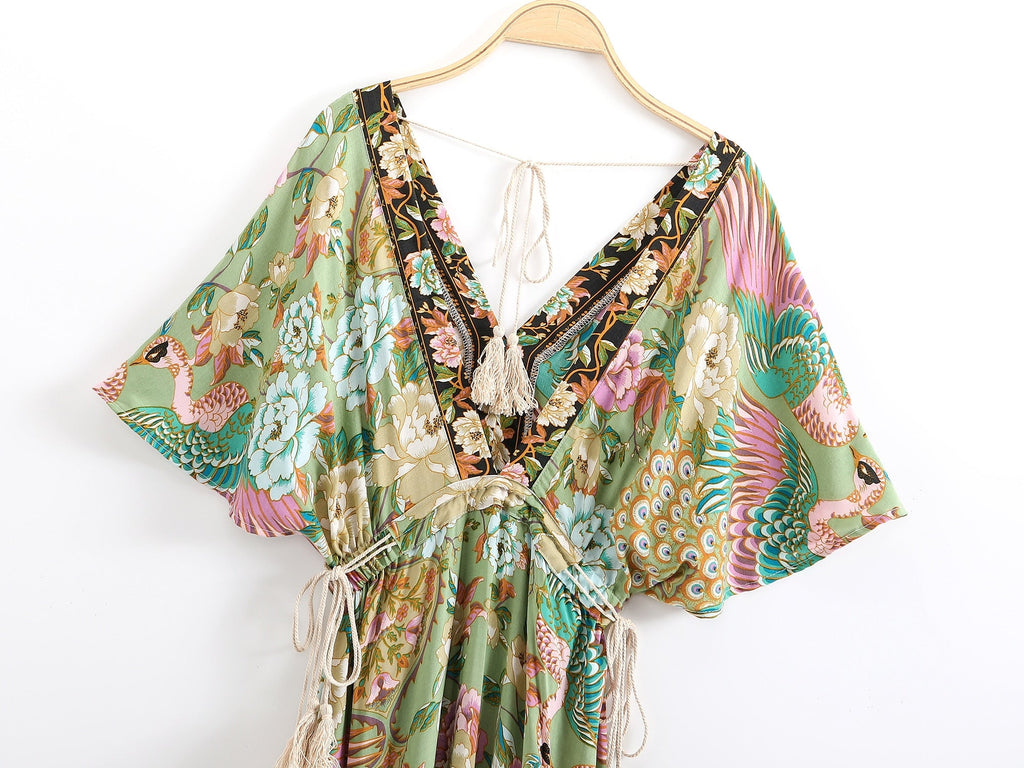 Boho maxi-jurk met bloemen en V-hals – hippie kleding