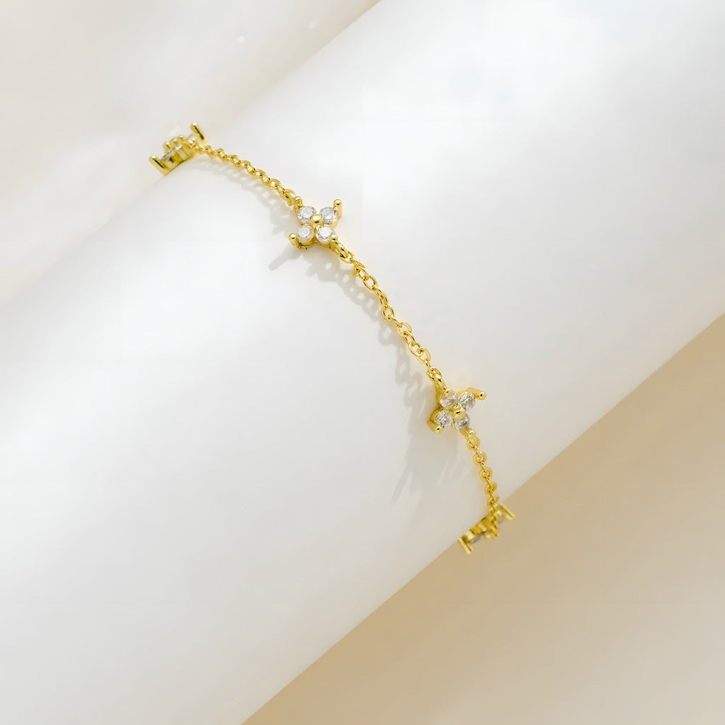 Funkelndes Zirkonia-Kleeblatt-Armband