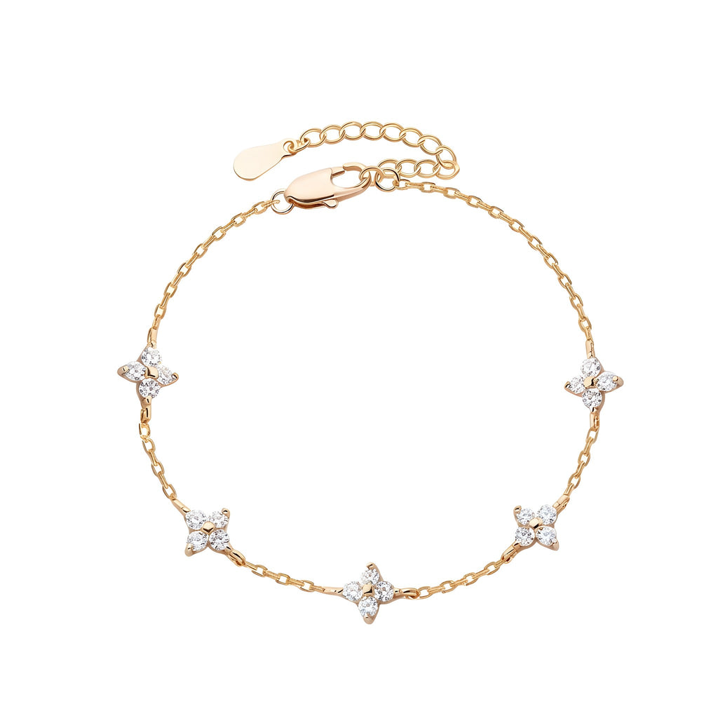 Schitterende boho armband met klavertjes en zirkonia