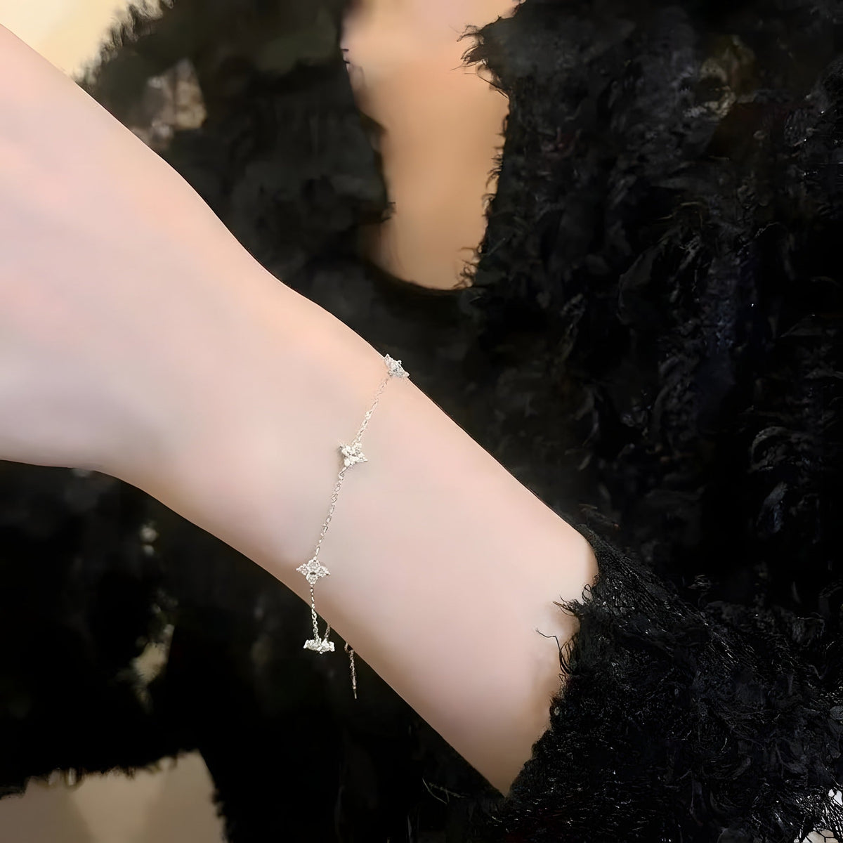Schitterende boho armband met klavertjes en zirkonia