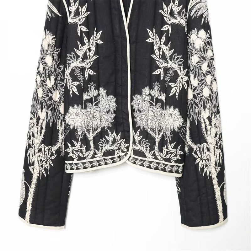 Boho Jakke – Kort Broderet, Hvide Blomster