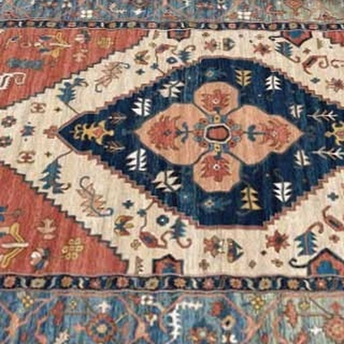Close-up of the weave and the Persian medallion pattern
