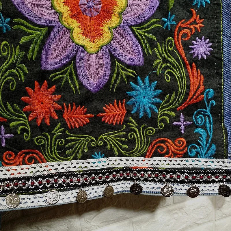 Boho takki – farkkutakki kukkakirjailuin